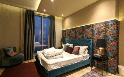 CANAL VIEW | SPACIOUS | VACANT | FURNISHED