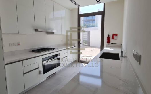 MBR District One Phase 3 | Pool & Elevator